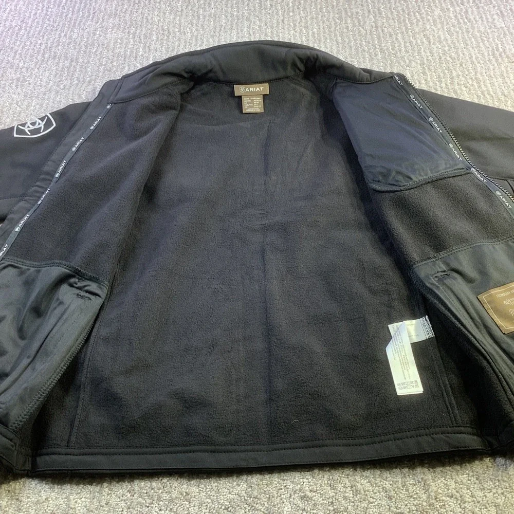 Ariat Boys Logo 2.0 Softshell Jacket Black Wind Water Resistant Size M‎ NWT